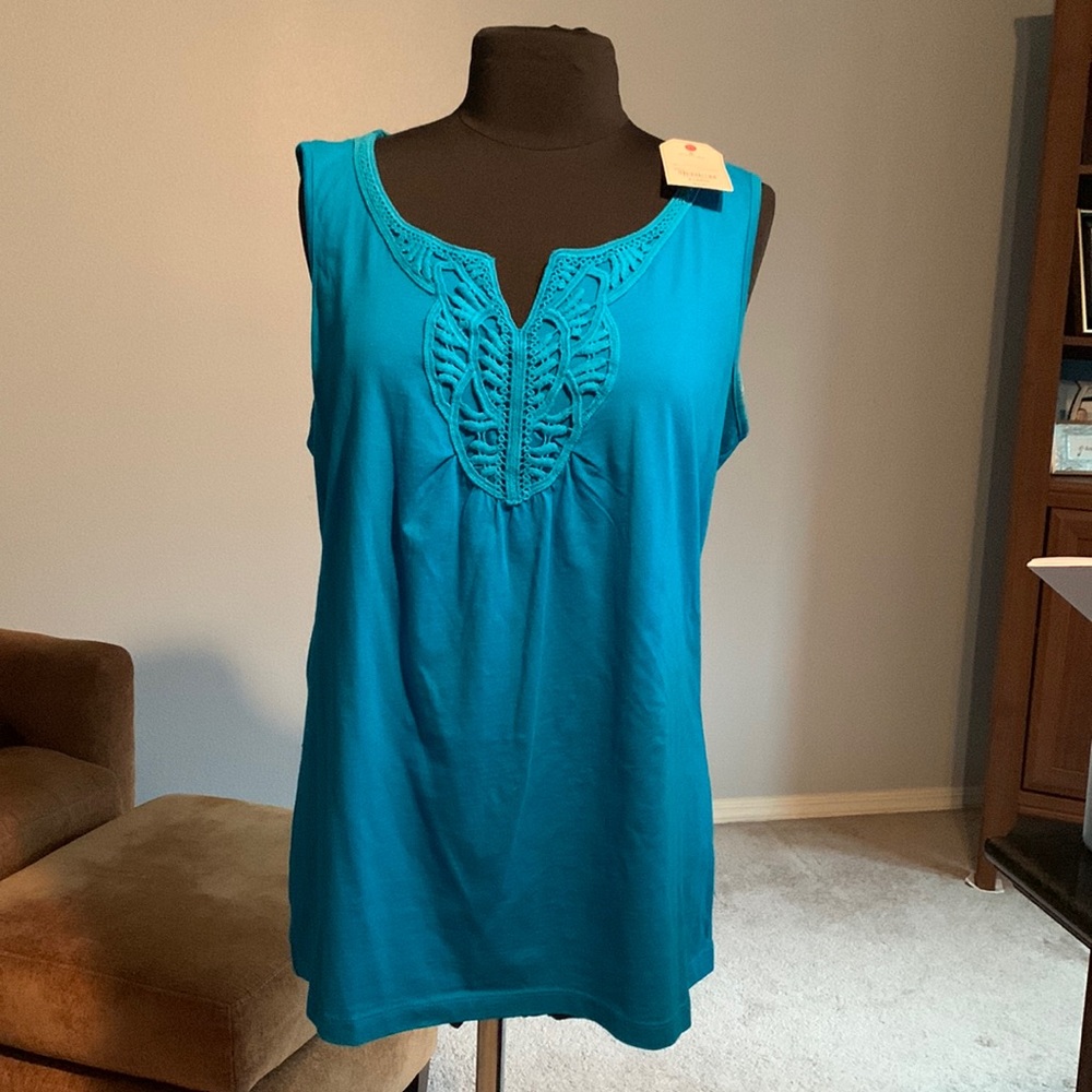 Tank top with beautiful touches